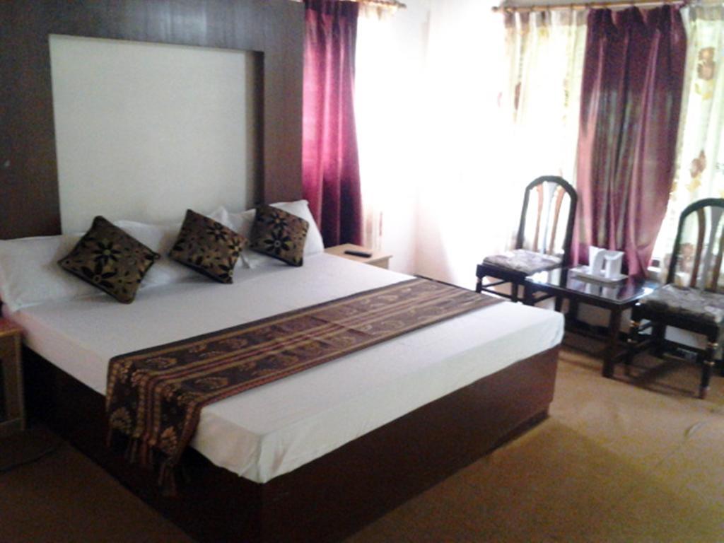 Hotel Arsh International Nainital Bagian luar foto