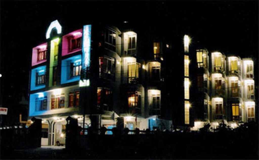 Hotel Arsh International Nainital Bagian luar foto